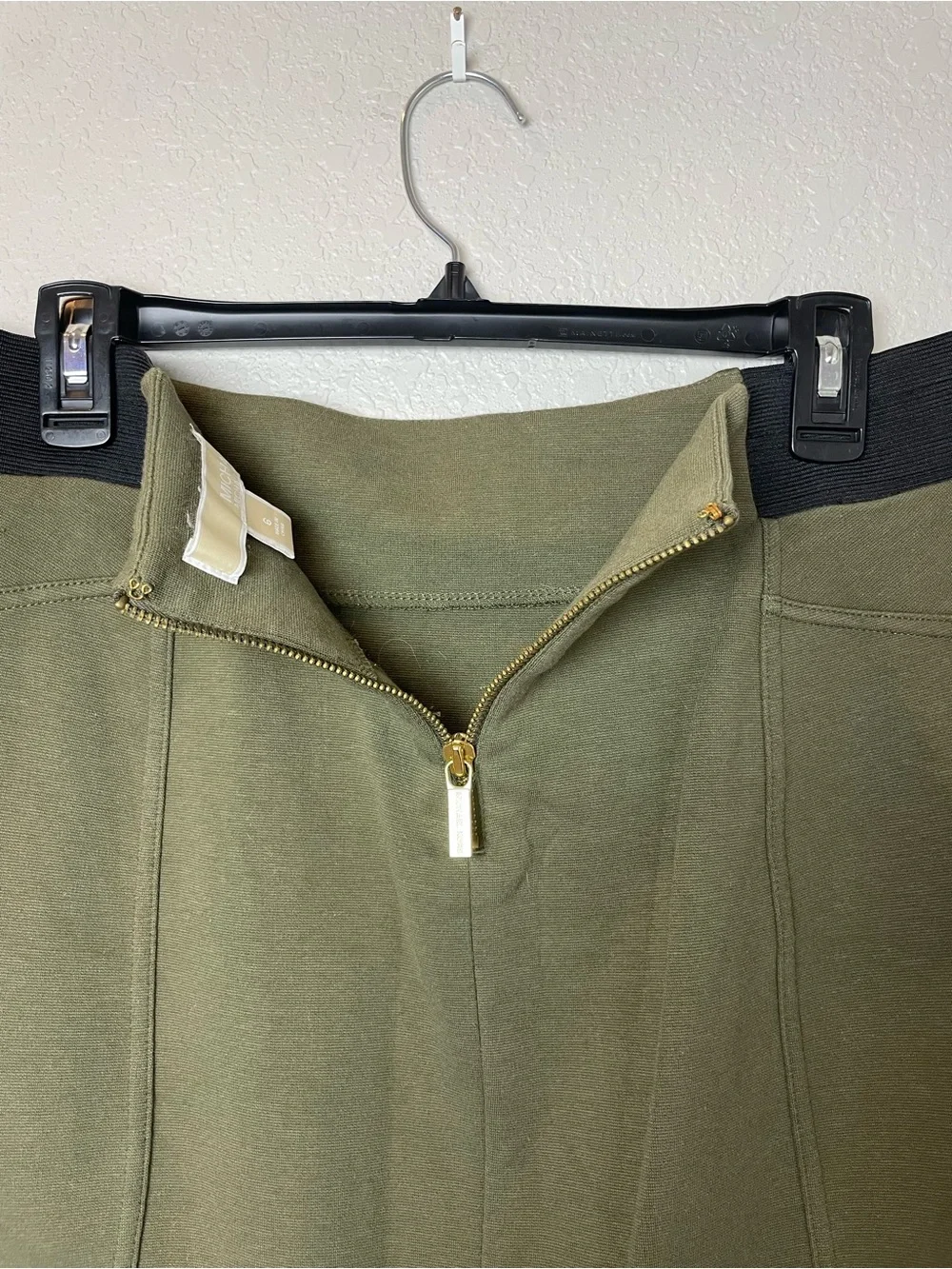 Michael Kors Olive Mini Skirt with Black Elastic Waist Size 6